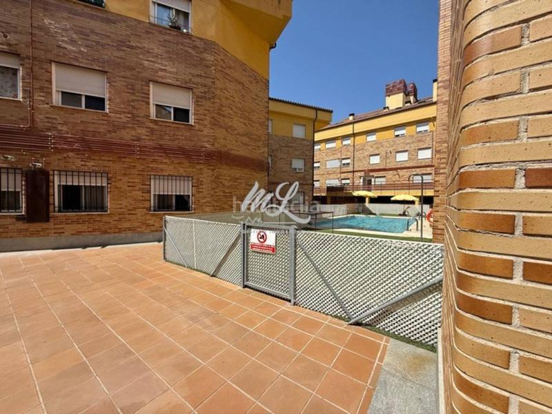 Foto d8d4dae3-a057-4783-93e9-947027ef02f0. Duplex avec chauffage parking piscine dans Avenida Europa-San Antón Toledo