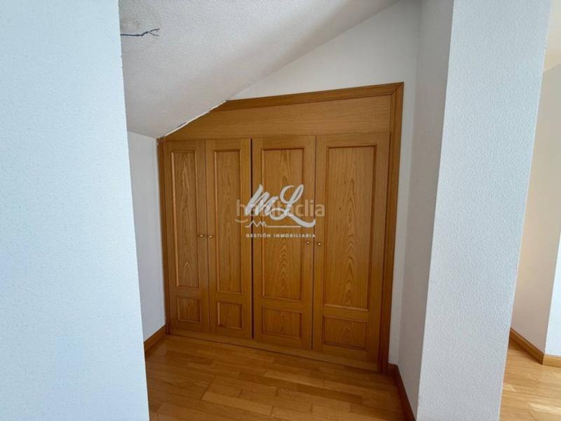 Foto e5e64d5b-b823-4b20-8b26-5d2e65fdc399. Duplex avec chauffage parking piscine dans Avenida Europa-San Antón Toledo