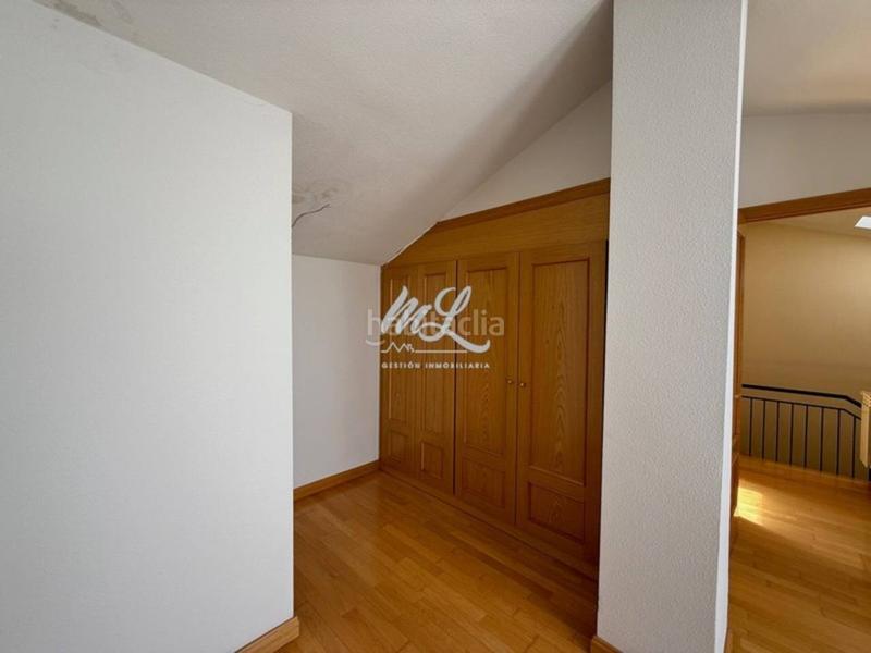 Foto fc32f14a-f3c2-4ca5-b6ec-a625c4939752. Duplex avec chauffage parking piscine dans Avenida Europa-San Antón Toledo