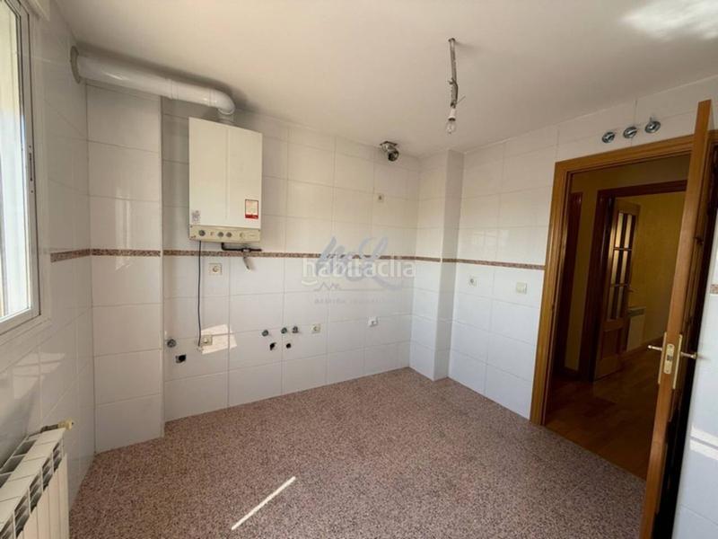 Foto fca8510b-9f42-49cb-9417-2048a22fb1a9. Duplex avec chauffage parking piscine dans Avenida Europa-San Antón Toledo