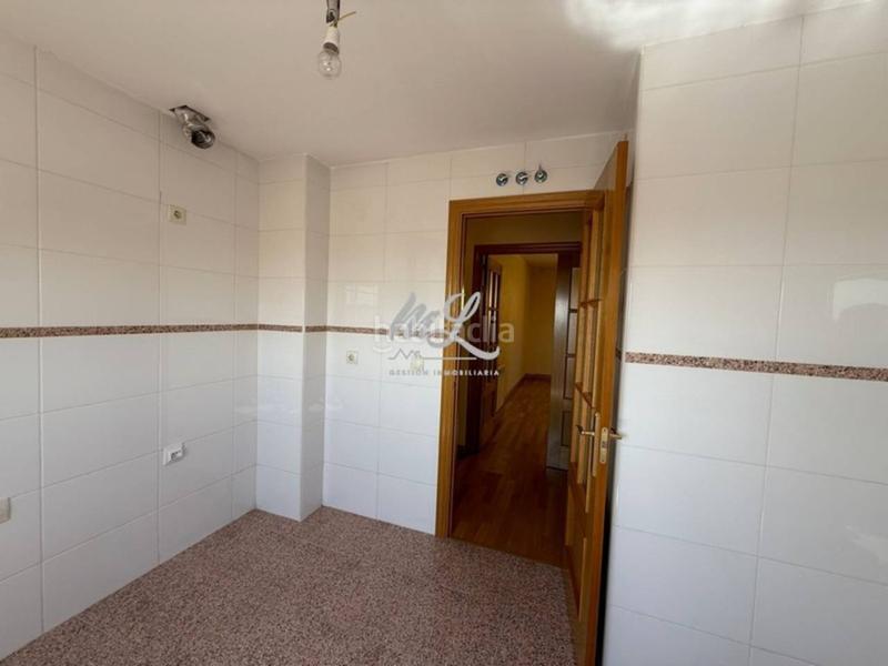 Foto ffff7878-53e3-465e-9d4c-2d46cd765f08. Duplex avec chauffage parking piscine dans Avenida Europa-San Antón Toledo