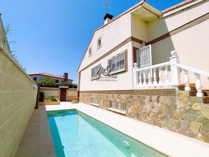 Foto 17ed84cf-6466-49bd-bb53-30d7a4fba879. Xalet amb calefacció aparcament piscina a Ventas de Retamosa (Las)