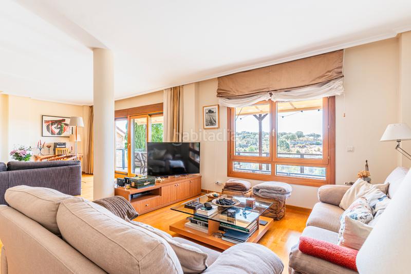 Foto 9e1d6512-30f6-482b-80ed-6dcafe684cbf. Chalet with heating parking pool in El Monte Torrelodones