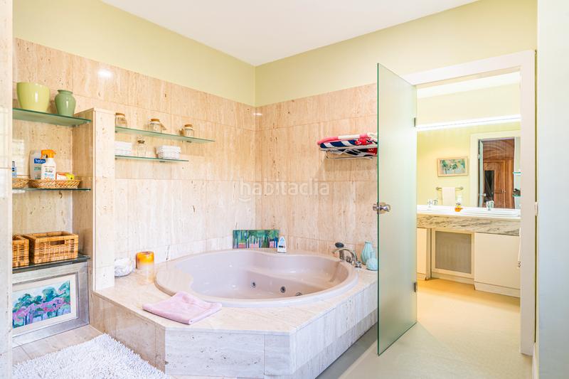 Foto 729e5138-99d7-42fd-bceb-c06c82ea130a. Casa bifamiliare con riscaldamento piscina in Las Matas-Peñascales Rozas de Madrid (Las)