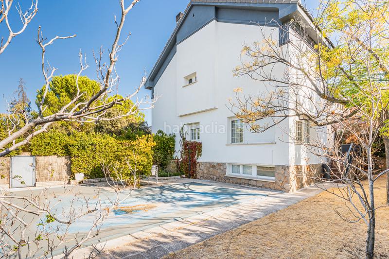 Foto a0fcefef-13f4-471e-a7e9-a9c37db2921c. Casa bifamiliare con riscaldamento piscina in Las Matas-Peñascales Rozas de Madrid (Las)