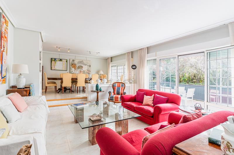 Foto cf1847b0-5607-47b8-9d59-02f707f8c604. Casa bifamiliare con riscaldamento piscina in Las Matas-Peñascales Rozas de Madrid (Las)