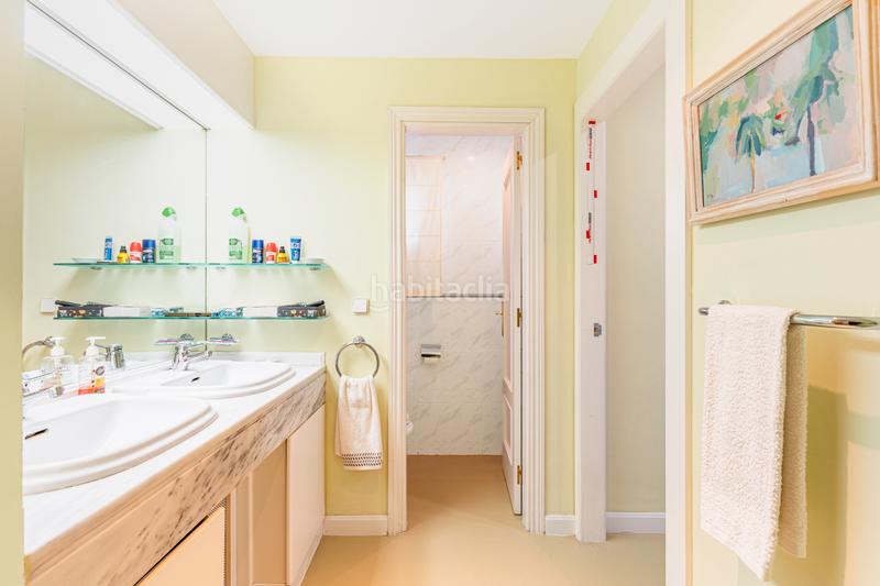 Foto ebf485c1-4c74-4ef1-86c1-409f48dd045e. Casa bifamiliare con riscaldamento piscina in Las Matas-Peñascales Rozas de Madrid (Las)