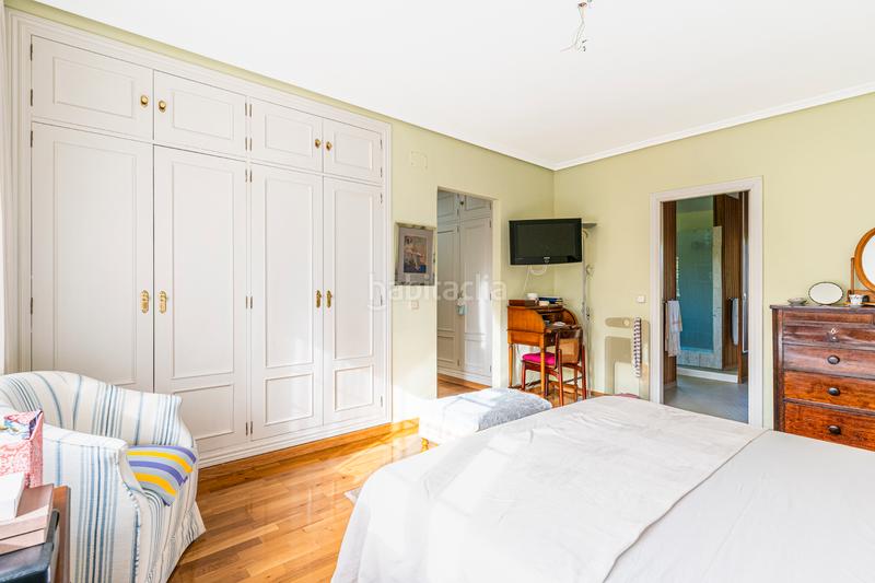 Foto f90994c0-6649-4037-a066-93d036834ec8. Casa bifamiliare con riscaldamento piscina in Las Matas-Peñascales Rozas de Madrid (Las)