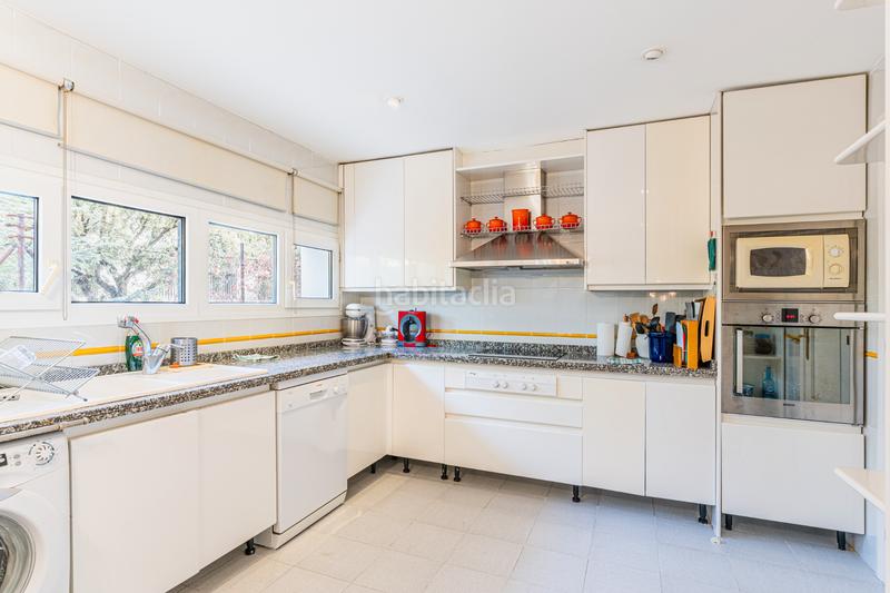 Foto fedca722-0f03-4f98-9c9f-16372d32daf5. Casa bifamiliare con riscaldamento piscina in Las Matas-Peñascales Rozas de Madrid (Las)