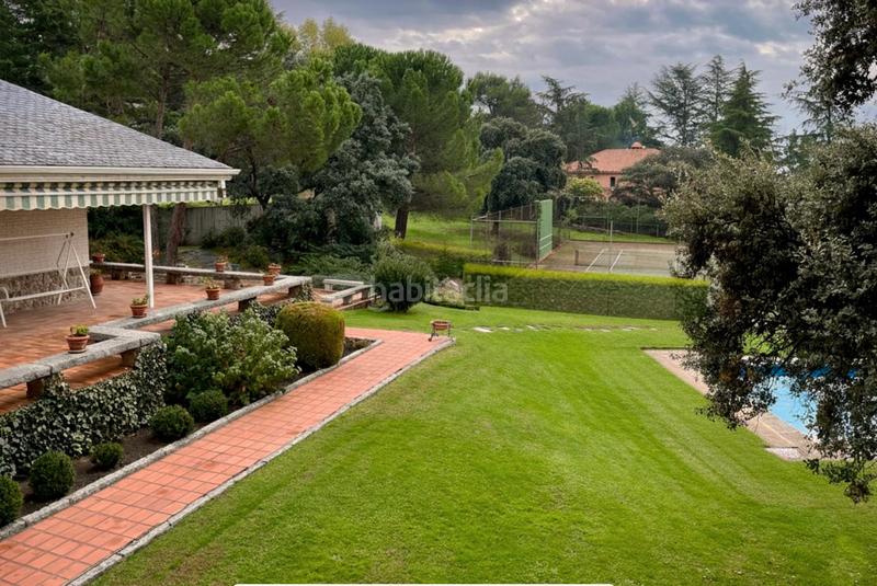 Foto 3eb3c0cc-c995-4695-928c-5c5fe4a9c638. Chalet with heating parking pool in Las Marías Torrelodones