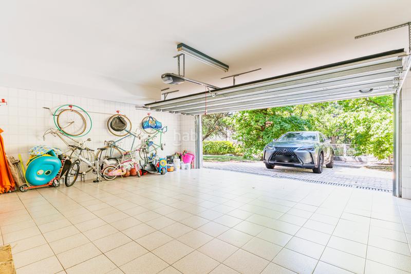 Foto 5dbb27c1-e6c6-4726-8edf-a64cf20a5952. Chalet with heating parking pool in Las Marías Torrelodones