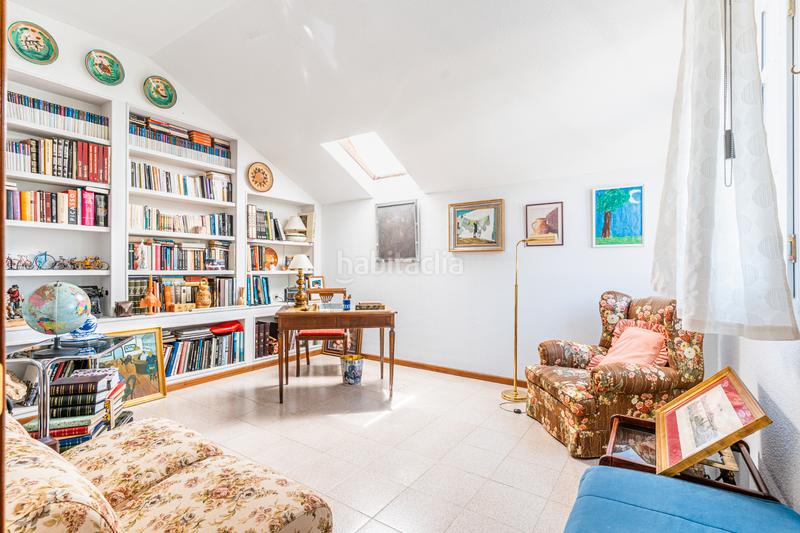 Foto 5e572bb1-f3c2-4600-9969-c76eaf3b3e33. Chalet with heating parking pool in Las Marías Torrelodones