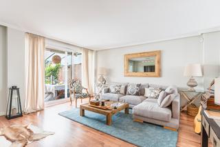 Reihenhaus in El Pinar-Punta Galea. Chalet adosado en el pinar-punta galea