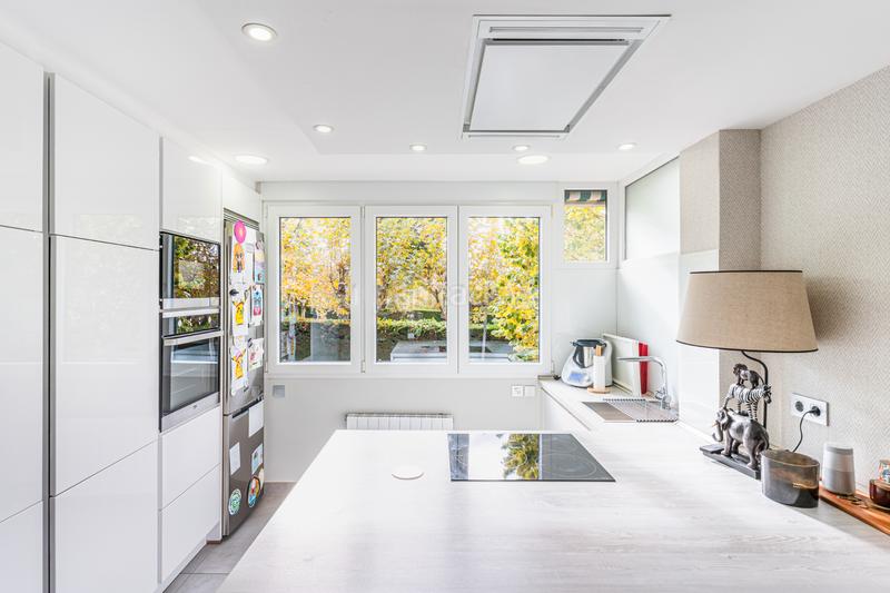 Foto 6befccce-b381-4ef1-ad7d-c8fd0b10abe0. Reihenhaus mit heizung parking pool in El Pinar-Punta Galea Rozas de Madrid (Las)