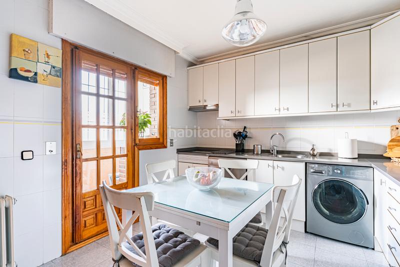 Foto 356501e1-e26f-4258-bb8a-95634236e309. Casa bifamiliare con riscaldamento parcheggio piscina in Rozas de Madrid (Las)