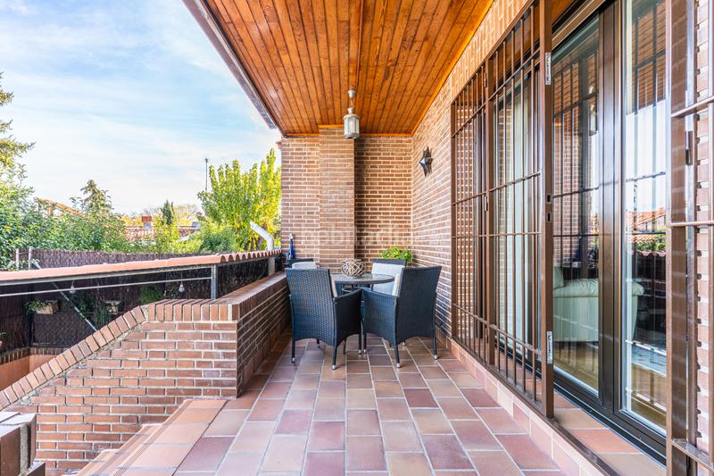 Foto 98769963-d1bf-4a83-a95d-fc689e407333. Casa bifamiliare con riscaldamento parcheggio piscina in Rozas de Madrid (Las)