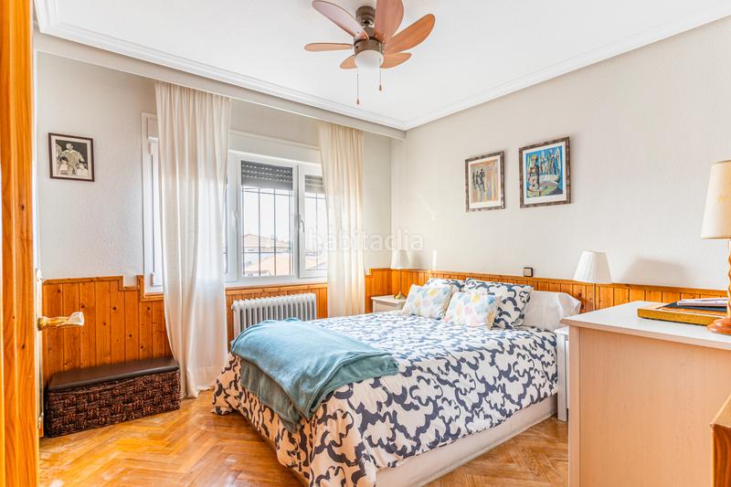 Foto a0d83f81-4d9c-4b55-aff4-fa68c641e982. Casa bifamiliare con riscaldamento parcheggio piscina in Rozas de Madrid (Las)