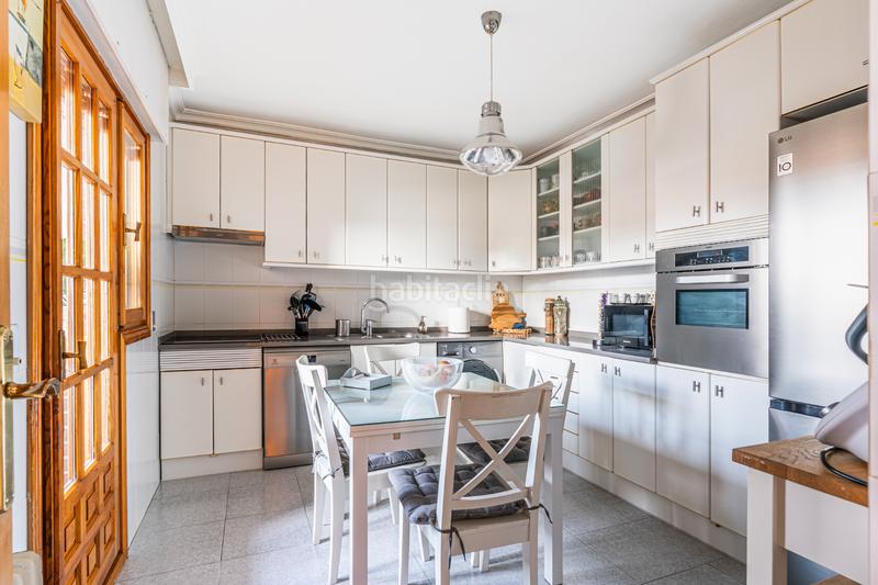 Foto c478577f-79b8-42a7-816d-00579dbff67d. Casa bifamiliare con riscaldamento parcheggio piscina in Rozas de Madrid (Las)