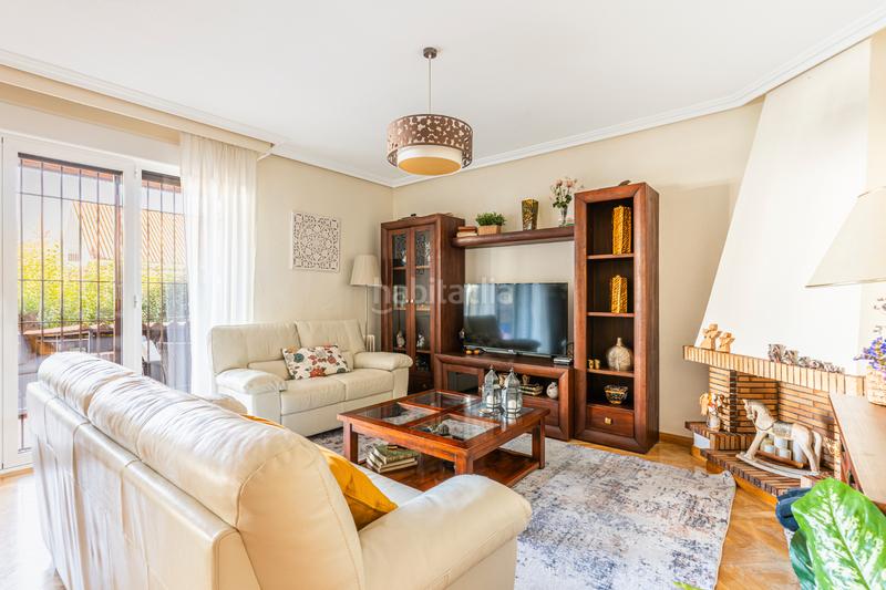 Foto d8b66677-cf39-4ff2-91cc-e6d0d6a101c7. Casa bifamiliare con riscaldamento parcheggio piscina in Rozas de Madrid (Las)