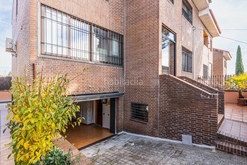Foto e048a686-8b7b-4582-898c-b33998c58d06. Casa bifamiliare con riscaldamento parcheggio piscina in Rozas de Madrid (Las)