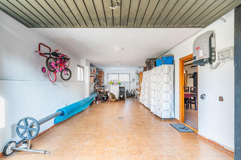 Foto e3bf1e90-dcab-4645-adec-9bbbdce198fb. Casa bifamiliare con riscaldamento parcheggio piscina in Rozas de Madrid (Las)