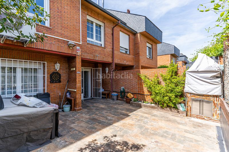 Foto 3f06a9a3-96ee-4a50-8698-e37c5d5c3083. Casa adossada amb calefacció aparcament piscina a Rozas de Madrid (Las)