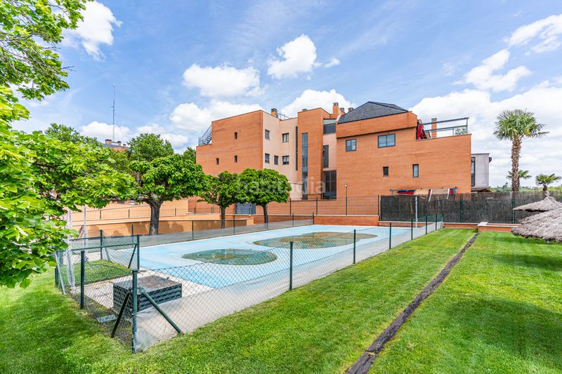 Foto 3cb3216d-d5b2-4137-8dce-f8b0958a2520. Pis amb calefacció piscina a El Cantizal Rozas de Madrid (Las)