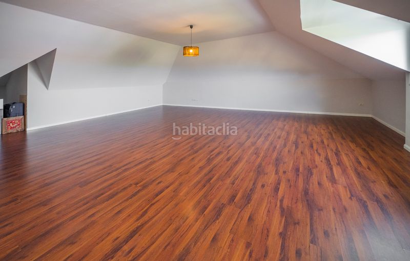 Foto 30f89659-6b29-4b9b-b1a0-252d812e2614. Casa aparellada amb calefacció aparcament piscina a Rozas de Madrid (Las)
