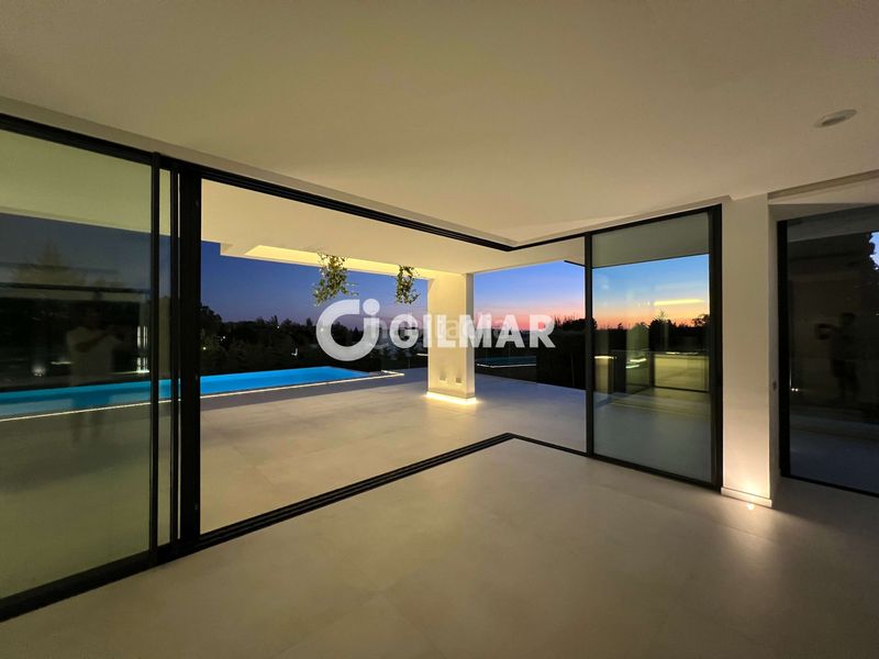 Foto 0c20bd13-998f-4847-a698-7fc4a8b04a29. Chalet avec chauffage parking piscine dans Club de Golf Rozas de Madrid (Las)