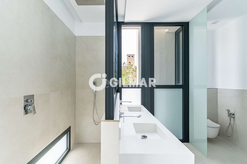Foto 5a9f73bb-45d6-4700-ad5b-96e153bfb9fe. Chalet avec chauffage parking piscine dans Club de Golf Rozas de Madrid (Las)
