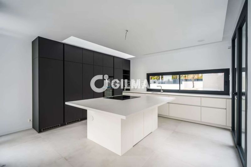 Foto a36f69ac-c37b-43e0-a2a1-e89538c7cb1d. Chalet avec chauffage parking piscine dans Club de Golf Rozas de Madrid (Las)