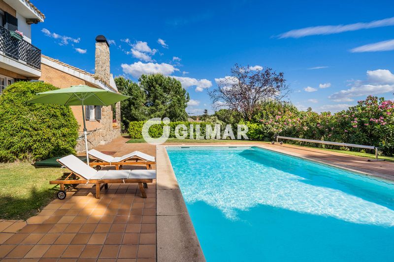Foto 26ba1035-b6a7-478f-9b03-bf5e65c0f45e. Chalet with heating parking pool in Club de Golf Rozas de Madrid (Las)