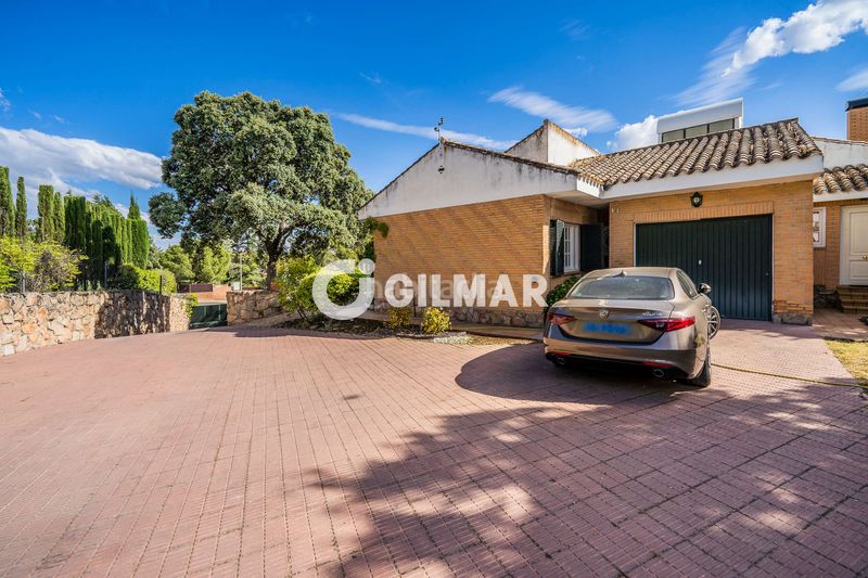 Foto a62a9076-c399-4ffa-9c19-15609f16a8b4. Chalet with heating parking pool in Club de Golf Rozas de Madrid (Las)