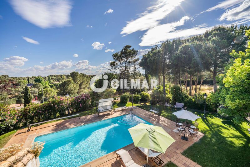 Foto c5a3efda-8cbf-43a6-b3dc-ff20e350515f. Chalet with heating parking pool in Club de Golf Rozas de Madrid (Las)