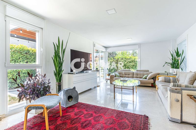 Foto 41f552d3-1548-4478-92c2-c9151a005ba1. Chalet avec chauffage parking piscine dans Montecillo Rozas de Madrid (Las)