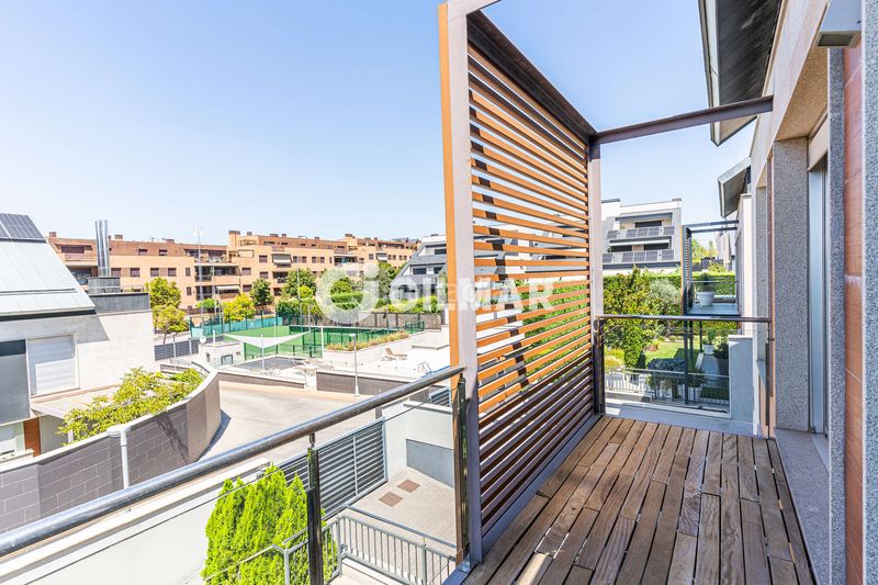Foto 6abaa6da-855c-4da6-898d-25d5afbc0940. Chalet avec chauffage parking piscine dans Montecillo Rozas de Madrid (Las)