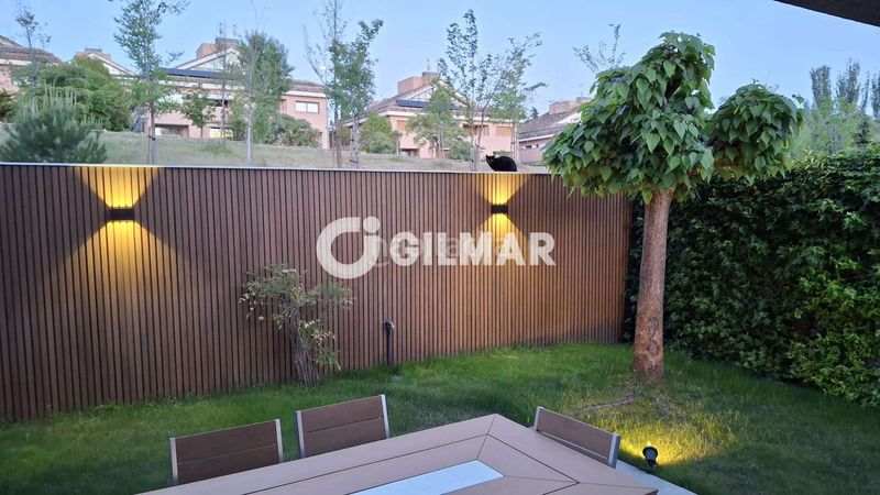 Foto 94c48261-06a9-4018-91ee-934ddf71fb86. Chalet avec chauffage parking piscine dans Montecillo Rozas de Madrid (Las)