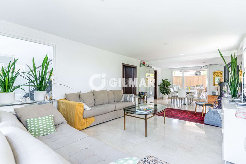 Foto d5dbaf9b-b389-4d2f-91eb-e13871969b1a. Chalet avec chauffage parking piscine dans Montecillo Rozas de Madrid (Las)