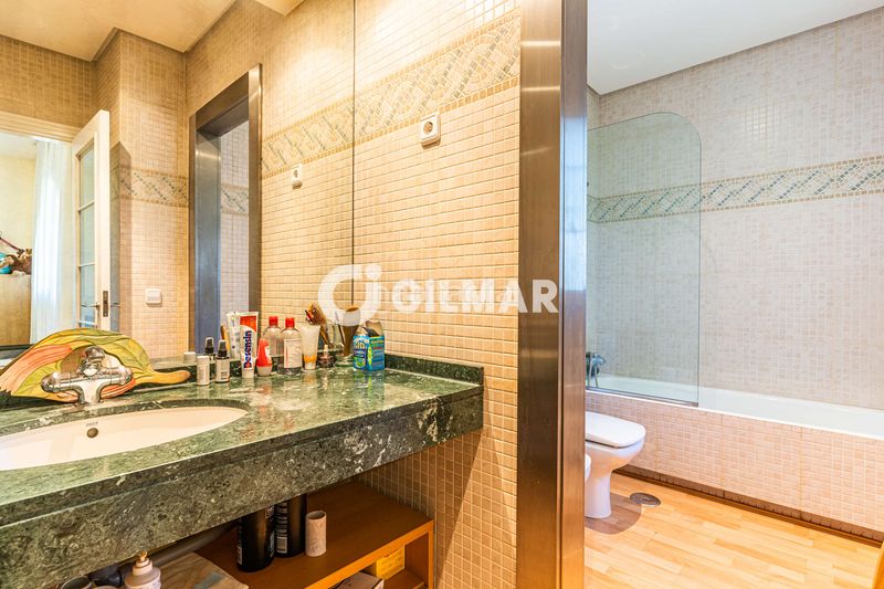 Foto dbf2f891-0b22-472e-91b7-fe7c48b39baf. Chalet mit heizung parking pool in Villafranca del Castillo Villanueva de la Cañada