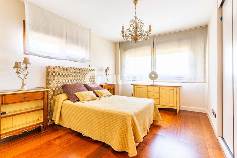 Foto 15913f58-fe07-48fb-9dd5-ac1bbafeddea. Casa aparellada amb calefacció aparcament piscina a Rozas de Madrid (Las)