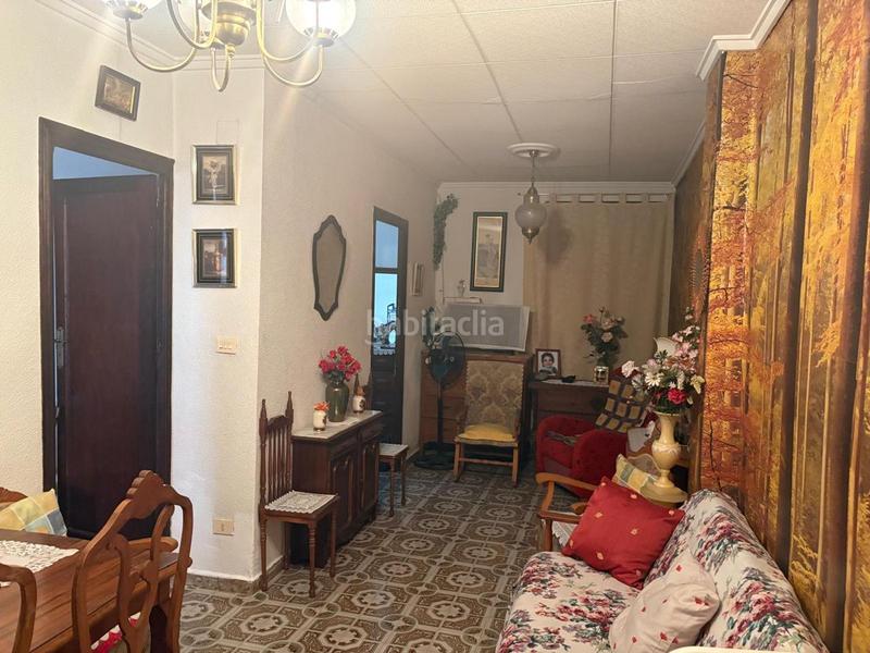 Foto 47a953de-a91d-4e3b-99e0-62e8ee1af6c3. Casa adossada a Benejúzar