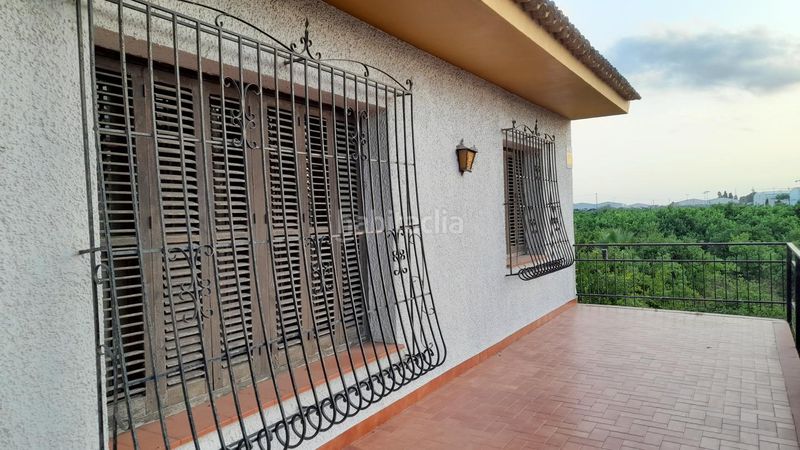 Foto 30772ab0-5f8d-49b3-9b3d-e0256e4d4207. Casa amb aparcament piscina a Benejúzar