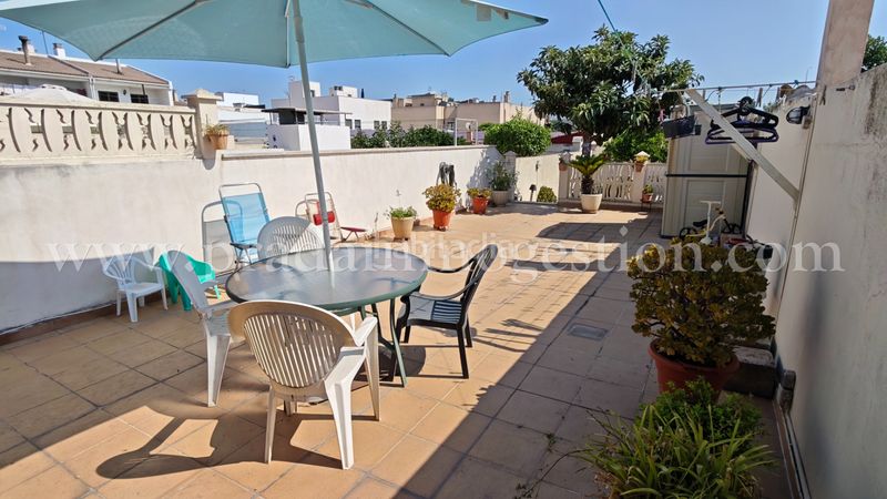 Foto 10e0a900-162b-4f90-9638-f34b5d353c89. Casa adossada amb calefacció aparcament a Amanecer Palma de Mallorca