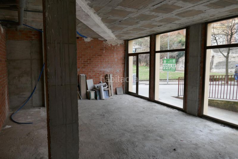 Foto b196324e-4bde-4af6-8b4e-58c6ca83a643. Lloguer local comercial a Ripoll