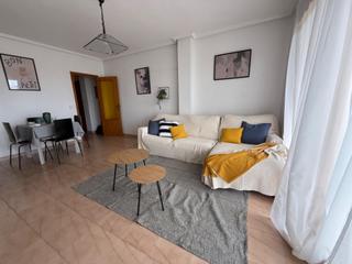 Appartement à Avenida doctor gregorio marañon 78. Apartamento de 2 dormitorios con gran terraza y vistas frontales