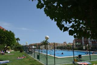 Appartement in Torreblanca. Bonito apartamento con piscina y vistas al mar