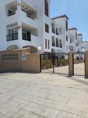 Location Parking voiture  Urbanizacion pau 20 ciñuelica. Garaje en alquiler en urbanización la ciñuelica, punta prima  lo