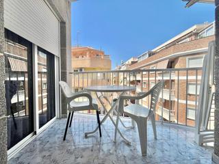 Apartament a Antonio Machado. Tu refugio junto al mar en torrevieja! a solo 500 metros de la p
