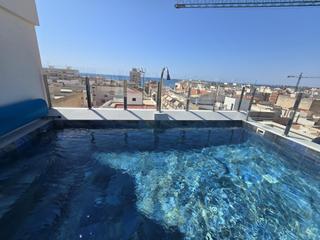 Apartamento en Las Piscinas Naturales. Exclusivo apartamento de lujo en torrevieja