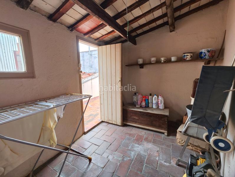 Foto 1f7afc63-a38b-4030-8ffc-2f28289627b8. Casa tot exterior en Barri del Centre Terrassa